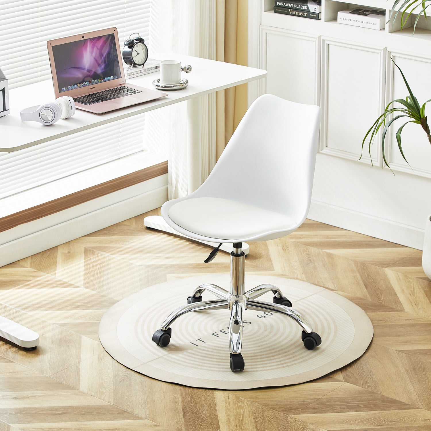 desktop chair white